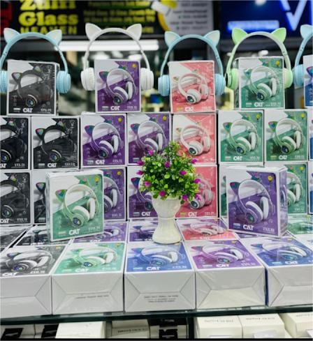 STN-28 Cat Ear Wireless Headphones - Cute & Powerful Audio Accessory